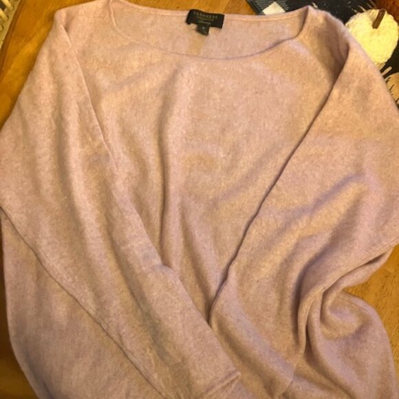 Cashmere Charter Club Luxury Sweater, Longer in Back - Picture 1 of 2